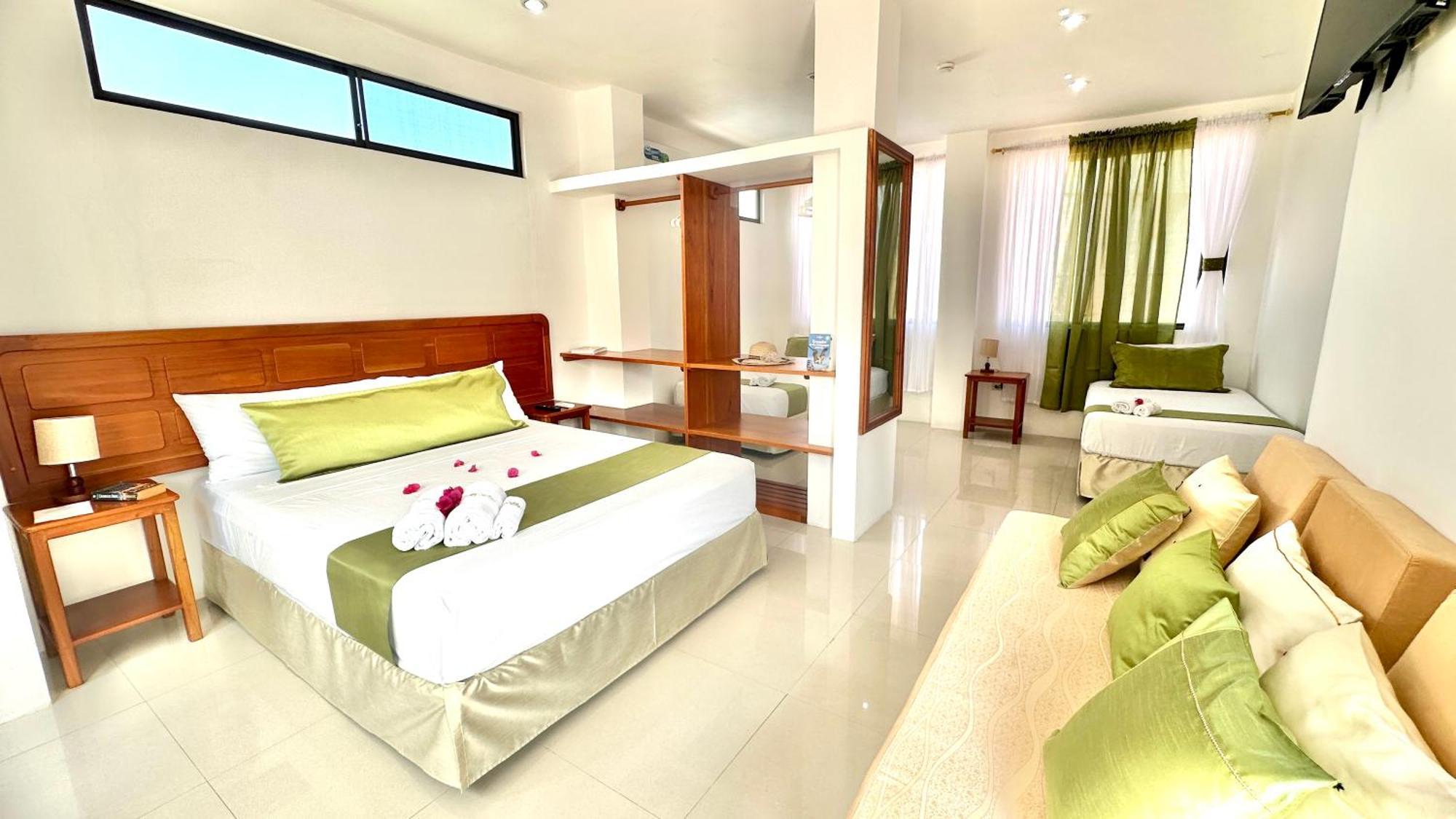 Hostal Suenos Silvestres ปูแอร์โตอาโยรา ภายนอก รูปภาพ