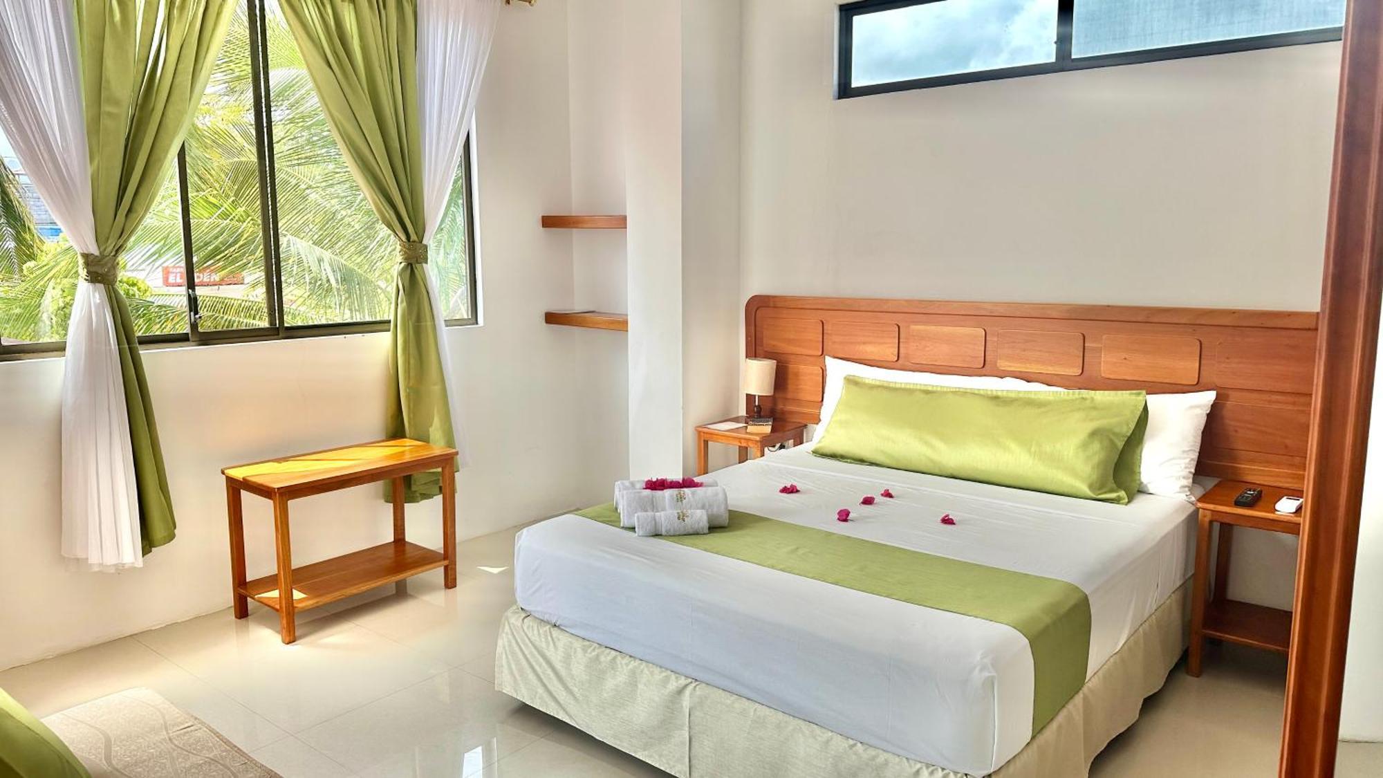 Hostal Suenos Silvestres ปูแอร์โตอาโยรา ภายนอก รูปภาพ
