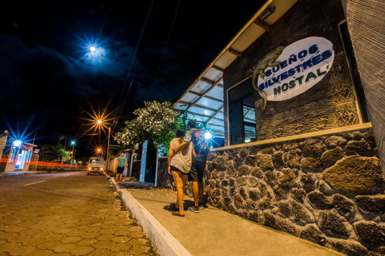 Hostal Suenos Silvestres ปูแอร์โตอาโยรา ภายนอก รูปภาพ