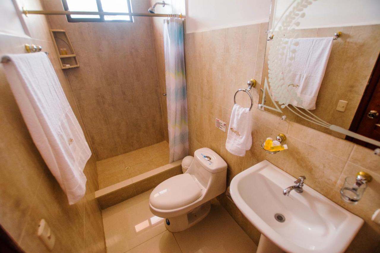 Hostal Suenos Silvestres ปูแอร์โตอาโยรา ภายนอก รูปภาพ
